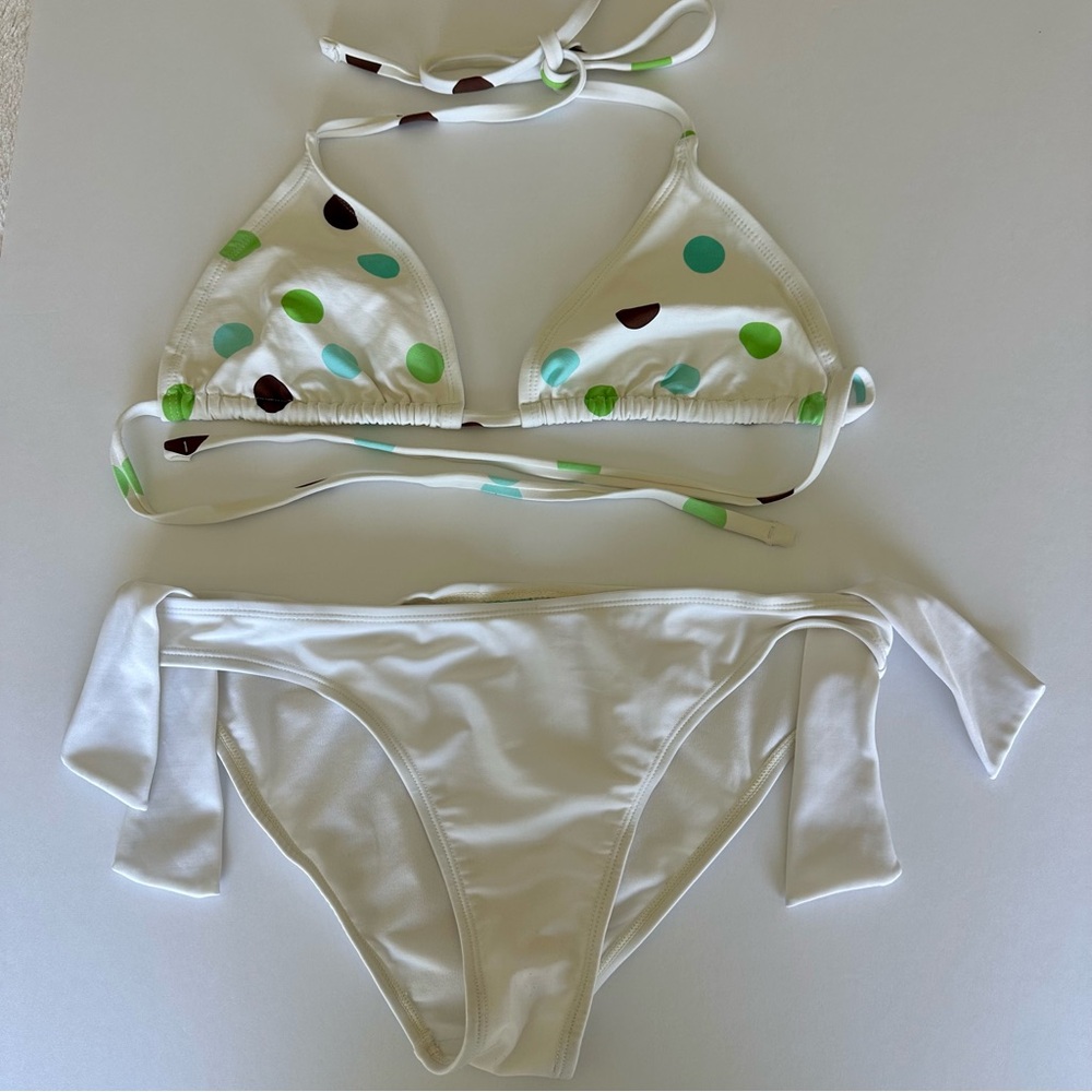 White Polka Dot String Bikini Set With Tie Side Bottoms Adjustable Halter Size M - Picture 5 of 13